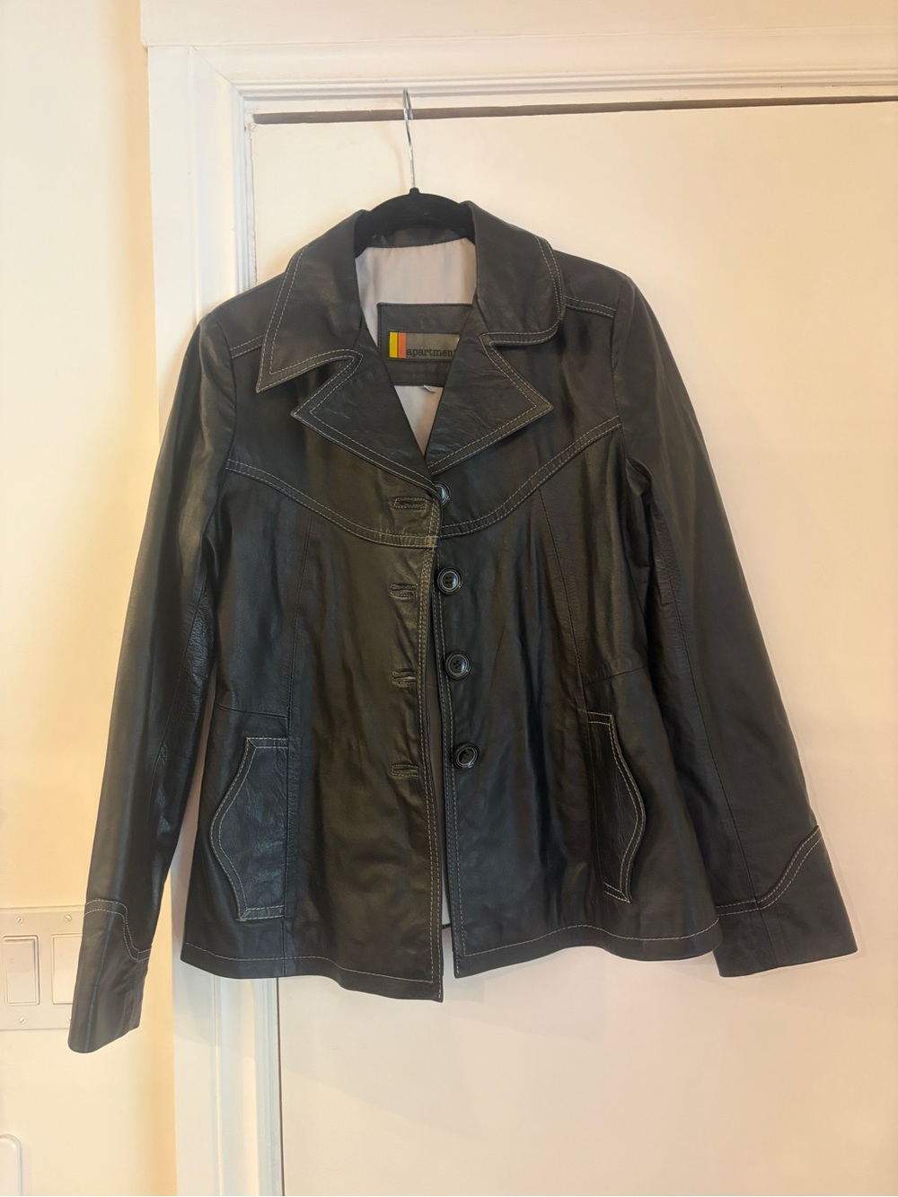 Vintage Classic Black Leather Button-Front Jacket with contrast piping
